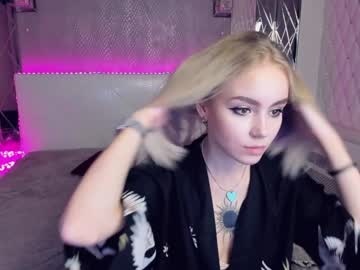 lucytayllor nude cam