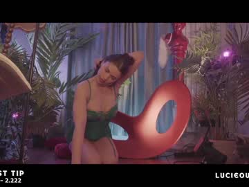 Nude girl lucieoude_ image #3834703