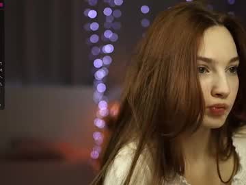 Nude girl _guesswhat_ image #869272