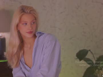 Nude girl _2strangers image #2417027