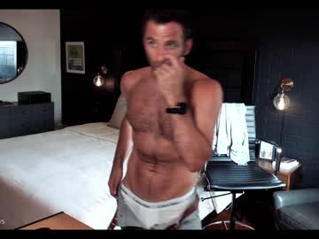 Nude man bareleeworking image #4692400