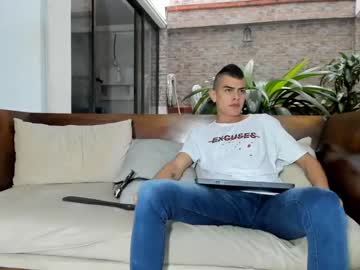 Nude man heteros_men image #2033020