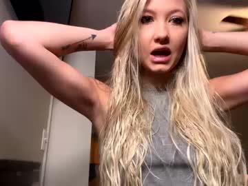 petiteblondeb nude cam