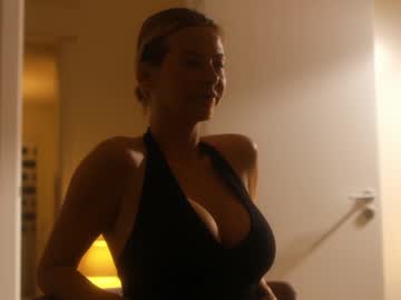 Nude girl velvet_daydream image #3955523