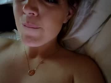 Nude girl hockeywife image #4210303