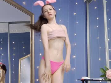 Nude girl kriskras__ image #4682235
