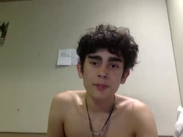 twinkyboy4urn nude cam