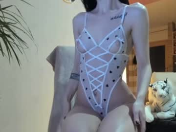 Nude girl sofiaandwonderland image #2989074