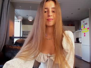 Nude girl coy_amina_ image #2368659