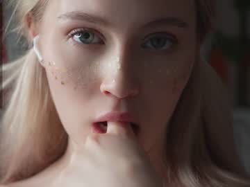 Nude girl sonyaericsson image #6742686
