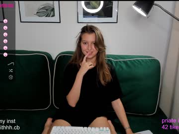 Nude girl emilysmithhh image #4674335