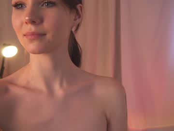 Nude girl kateuwugirl image #5533893