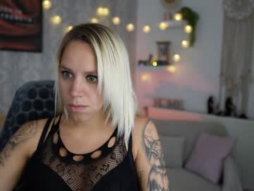 cherry__blond nude cam