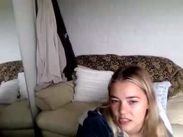 blondee18 nude cam