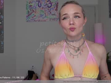 Nude girl petitebrat image #6088757