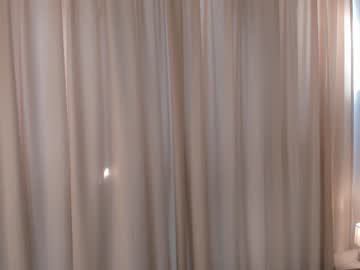 Nude girl peek_in_my_window image #6717316