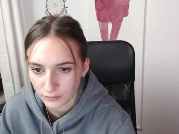 Nude girl lili_petit image #3101425