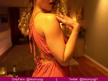 Nude girl bloomyogi image #1353858