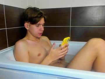 Nude man luxallenn image #2750141