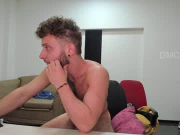 Nude man classied image #1620775