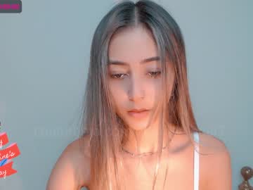 Nude girl gummy_bear7 image #1122081