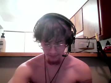 tylerk883 nude cam