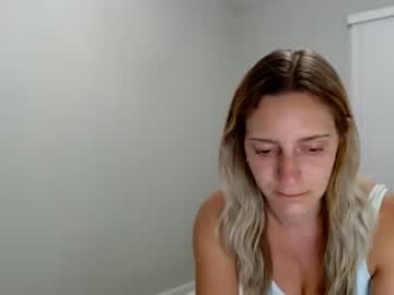 petiteblonde99 nude cam