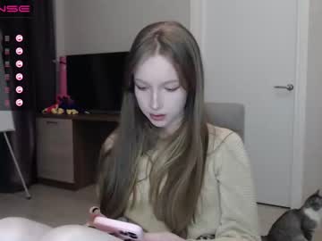 Nude girl cringecringecringe image #1073766
